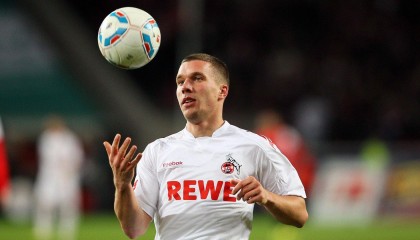 中国游泳队闪耀世锦赛，新星崛起，老将坚守，巴黎奥运前景可期